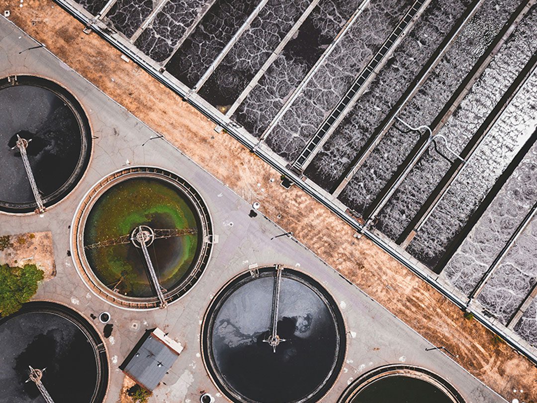 Förderketten in der Kläranlagen-Technik – hochbelastbare Schleppketten von Vignifica® für Abwasserbehandlung